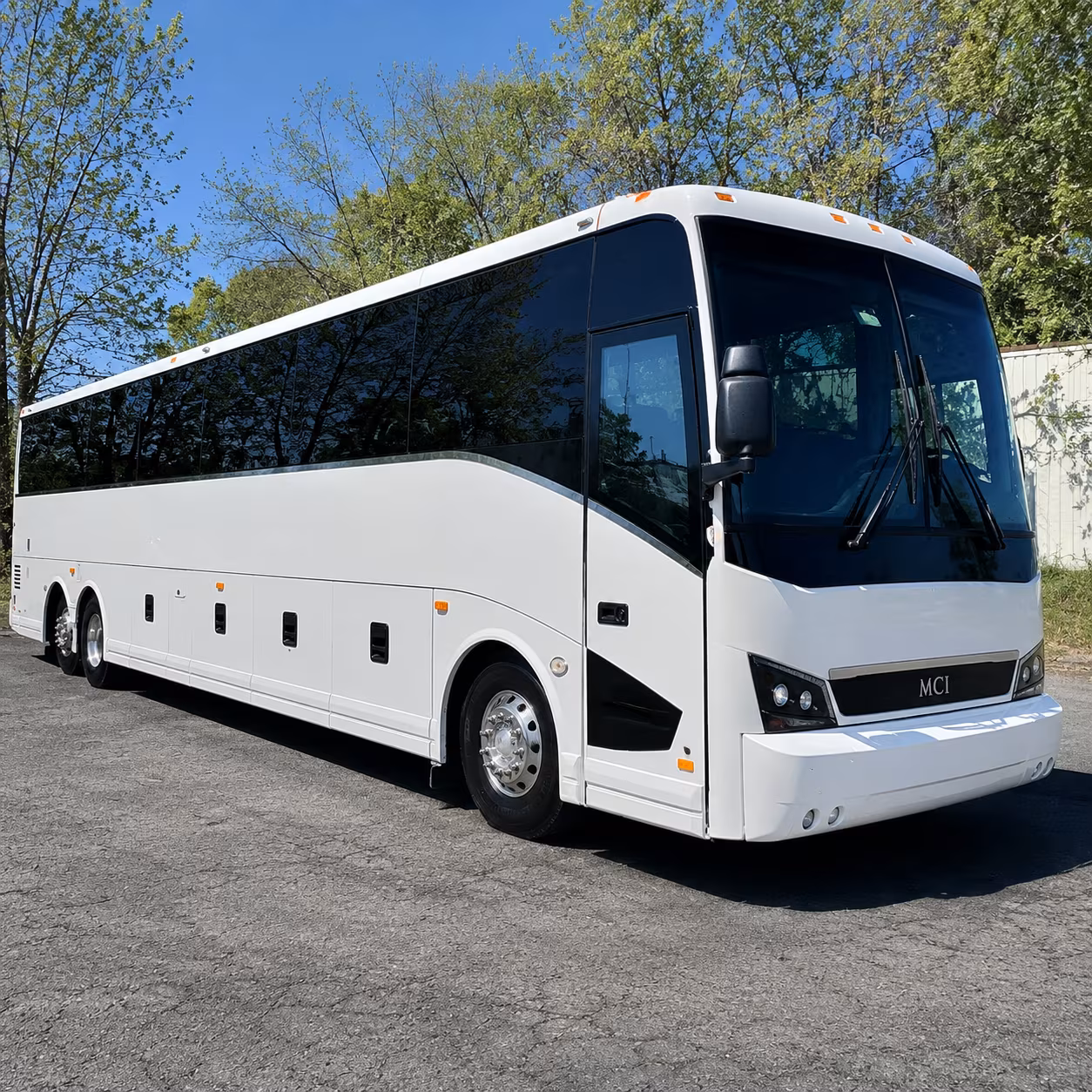 compare buses for imperial national wildlife refuge field trips