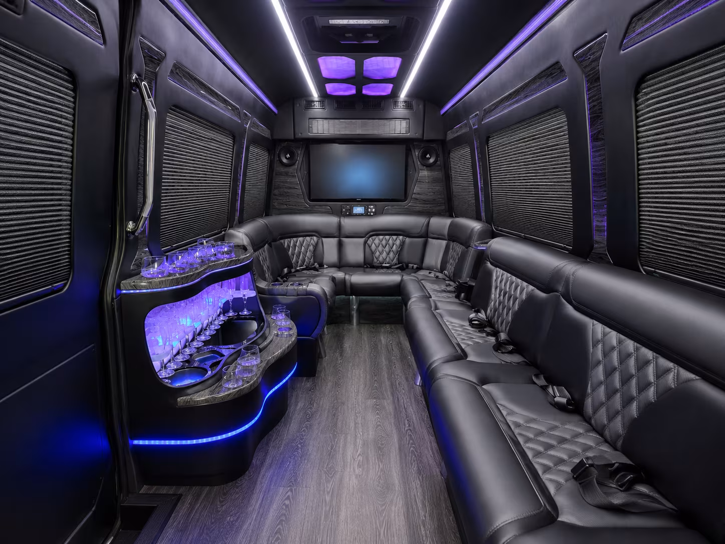 yuma 30 passenger party bus